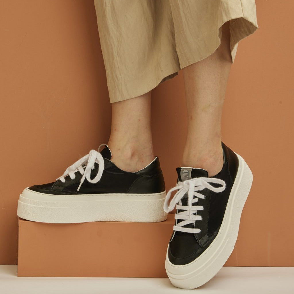 IZAR DREAMER BLACK