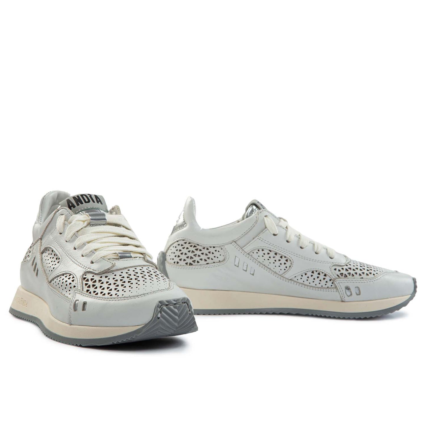 HOTY TRAF  WHITE CR