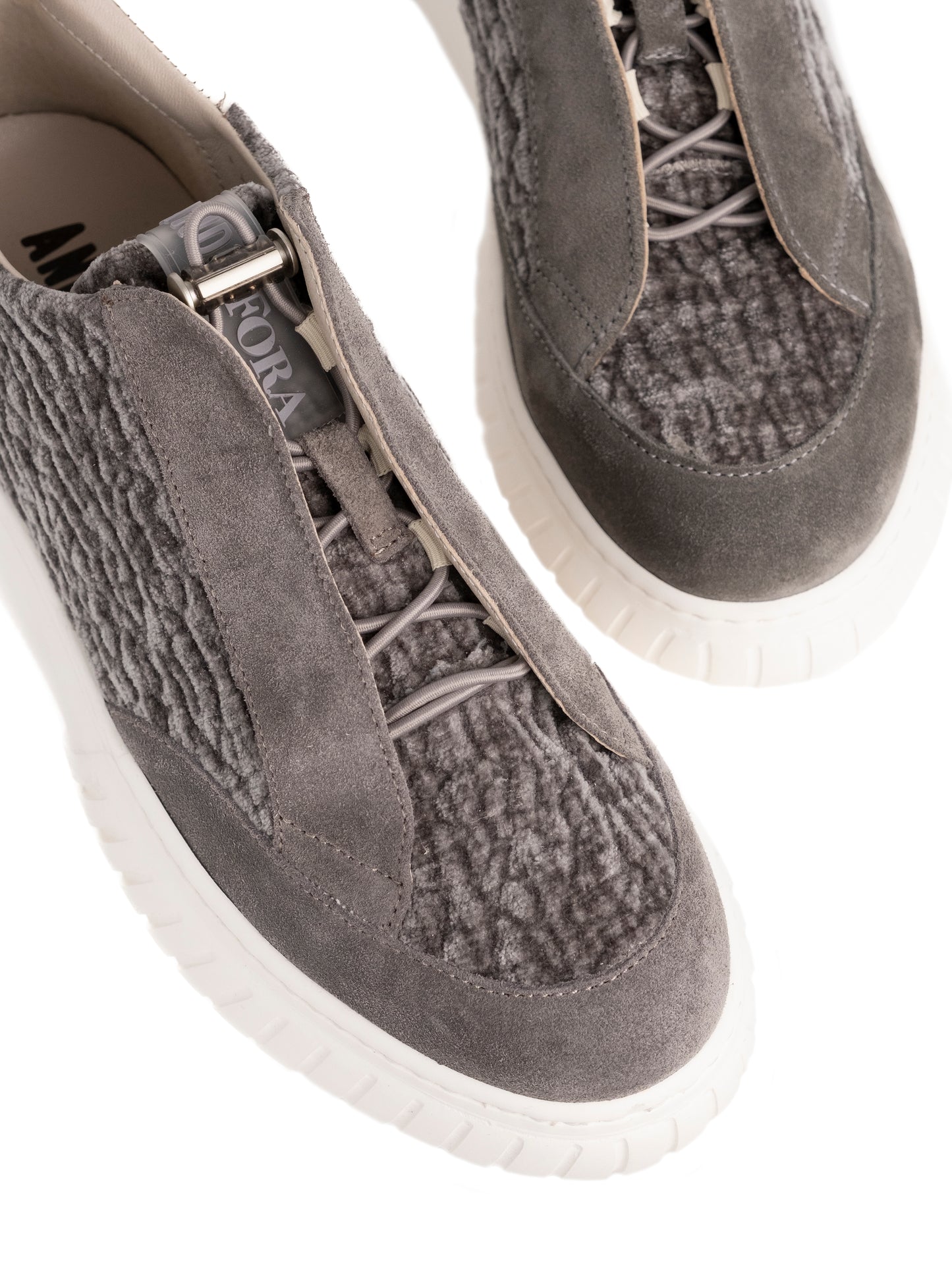 IVOR UEDE GREY