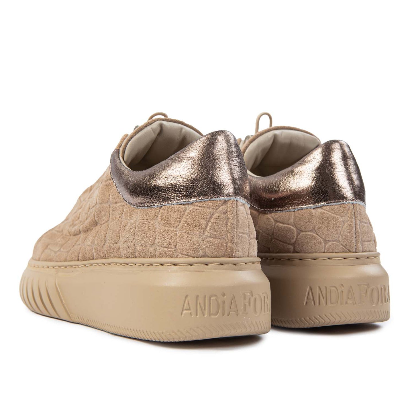 LIBI CUT  COCCO SUEDE NATURAL CR